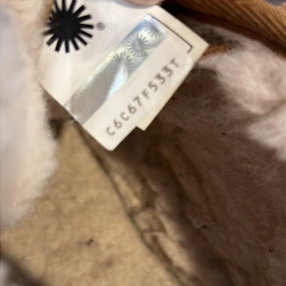 Men’s UGG® Style 3236 Neumel Uggs Lace Up Moccasin Boots - Picture 9 of 9